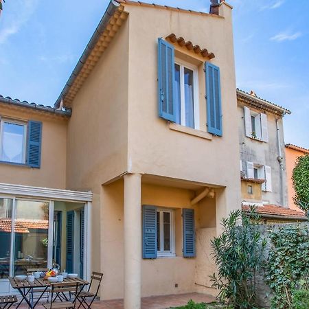 Maison Castel - Welkeys Тулон Екстериор снимка